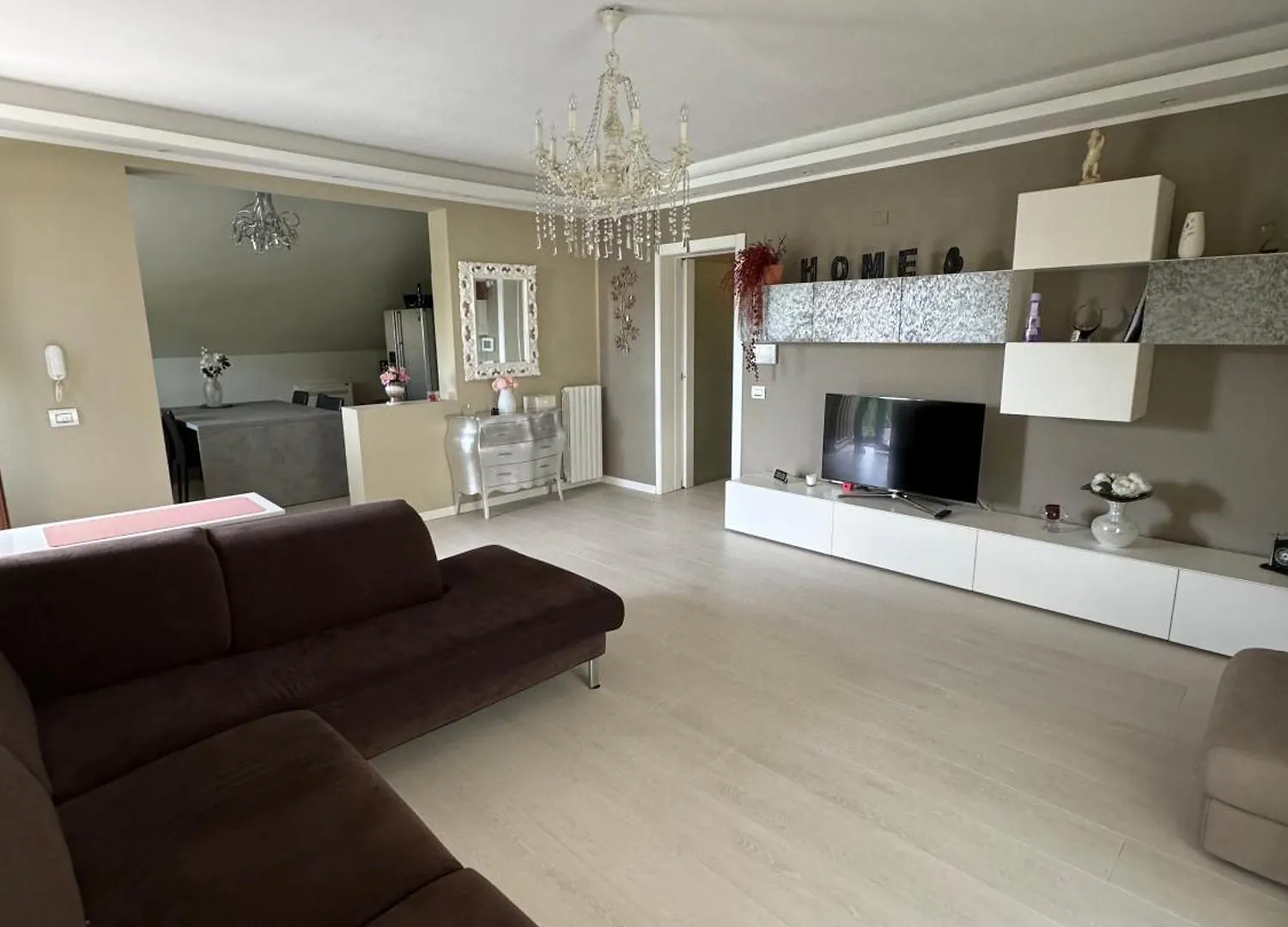 Casa Nicole Apartment Montello Italy